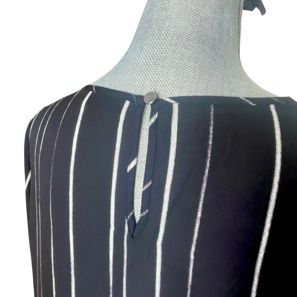 Apt. 9 Black and White Keyhole Tie Front 3/4 Sleeve Blouse Pinstripe size L - Picture 11 of 16